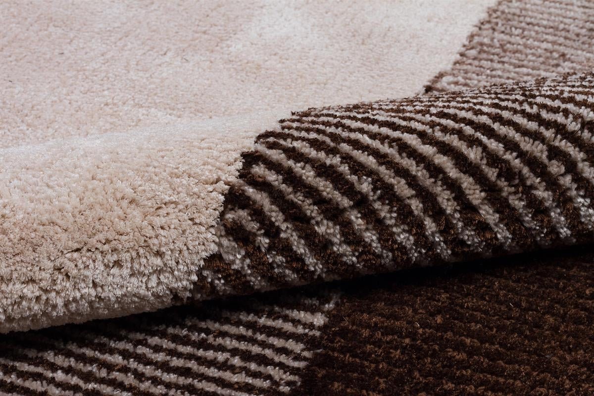 Custom Hand-Tufted Viscose Rug: Contemporary Beige Design