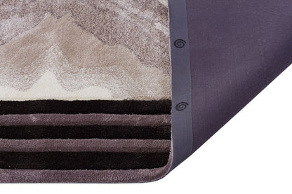 Custom Hand-Tufted Viscose Rug: Contemporary Beige Design