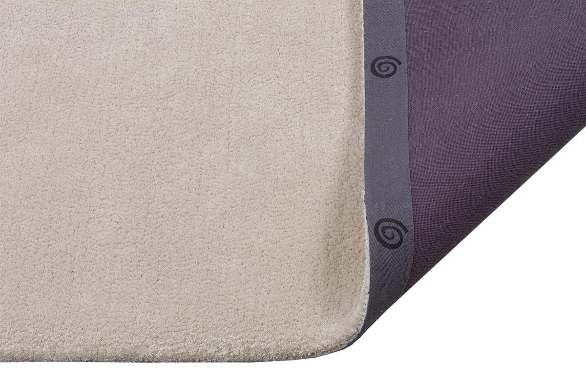 Custom Hand-Tufted Viscose Rug: Contemporary Beige Design