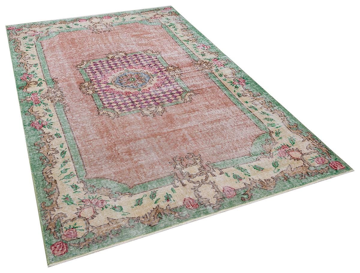 Vintage Turkish Wool Rug (5.3x8.6 ft): Handmade Anatolian Persian Design