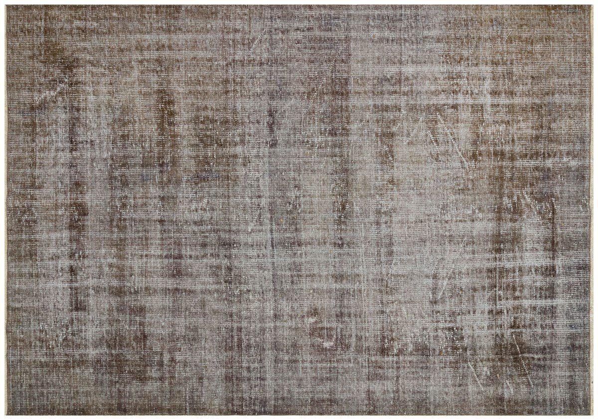 Vintage Turkish Wool Rug (5'8"x9'3"ft): Handmade Anatolian Persian Design