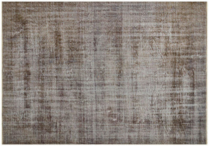 Vintage Turkish Wool Rug (5'8"x9'3"ft): Handmade Anatolian Persian Design