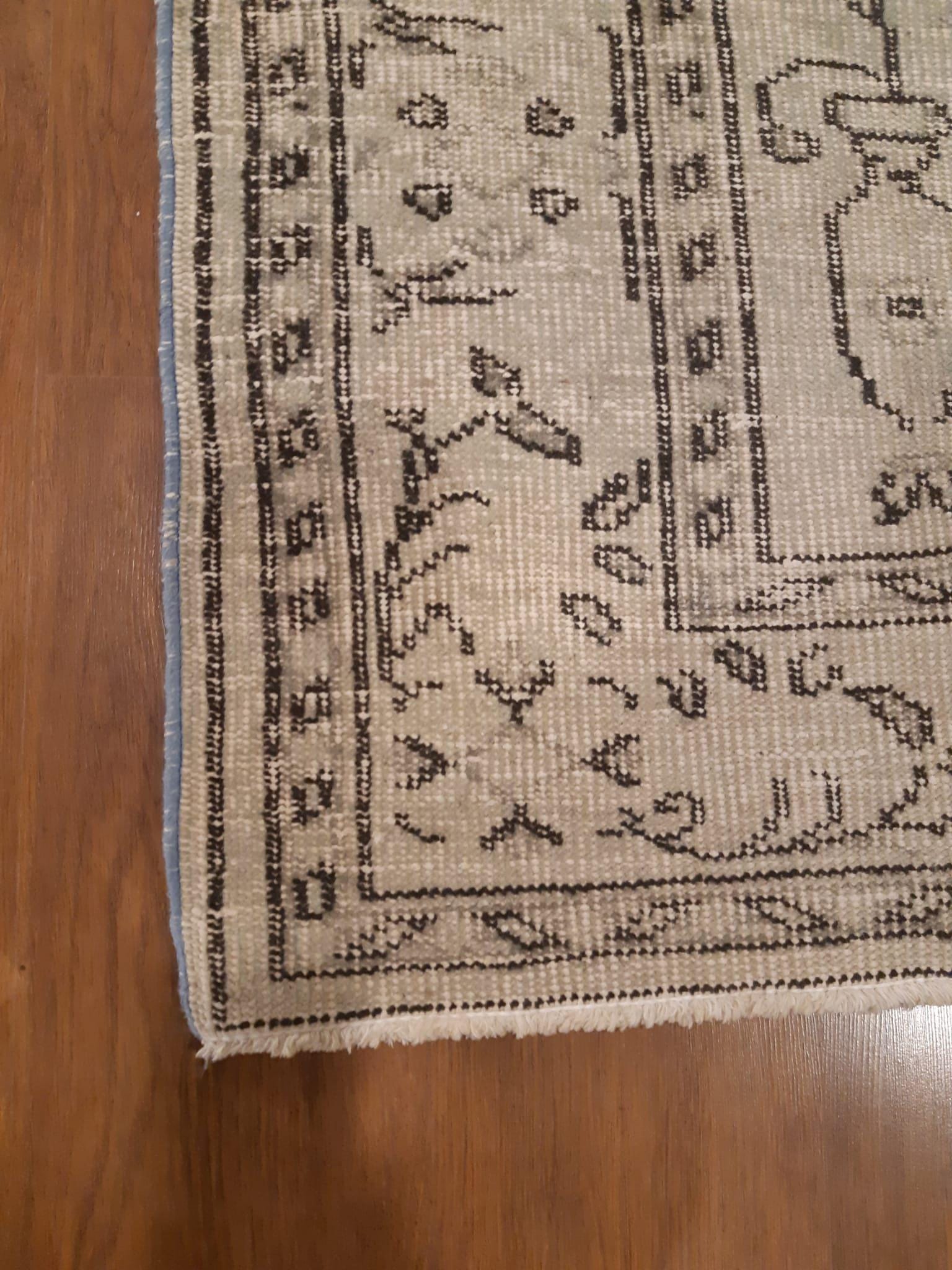 Vintage Turkish Wool Rug (4'x7')