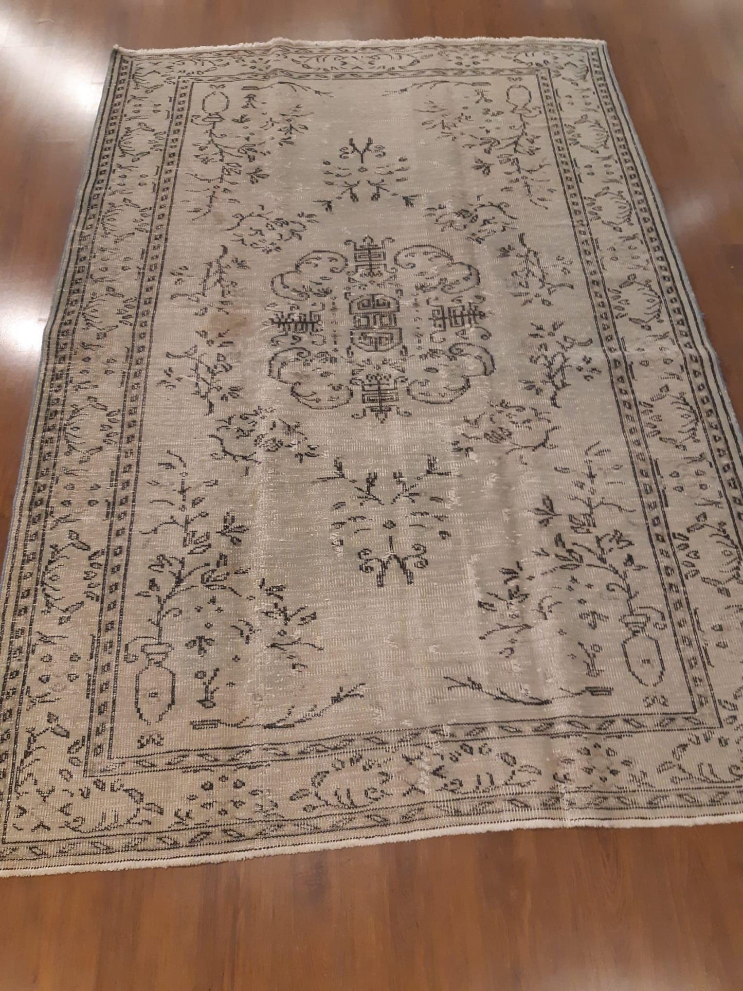 Vintage Turkish Wool Rug (4'x7')