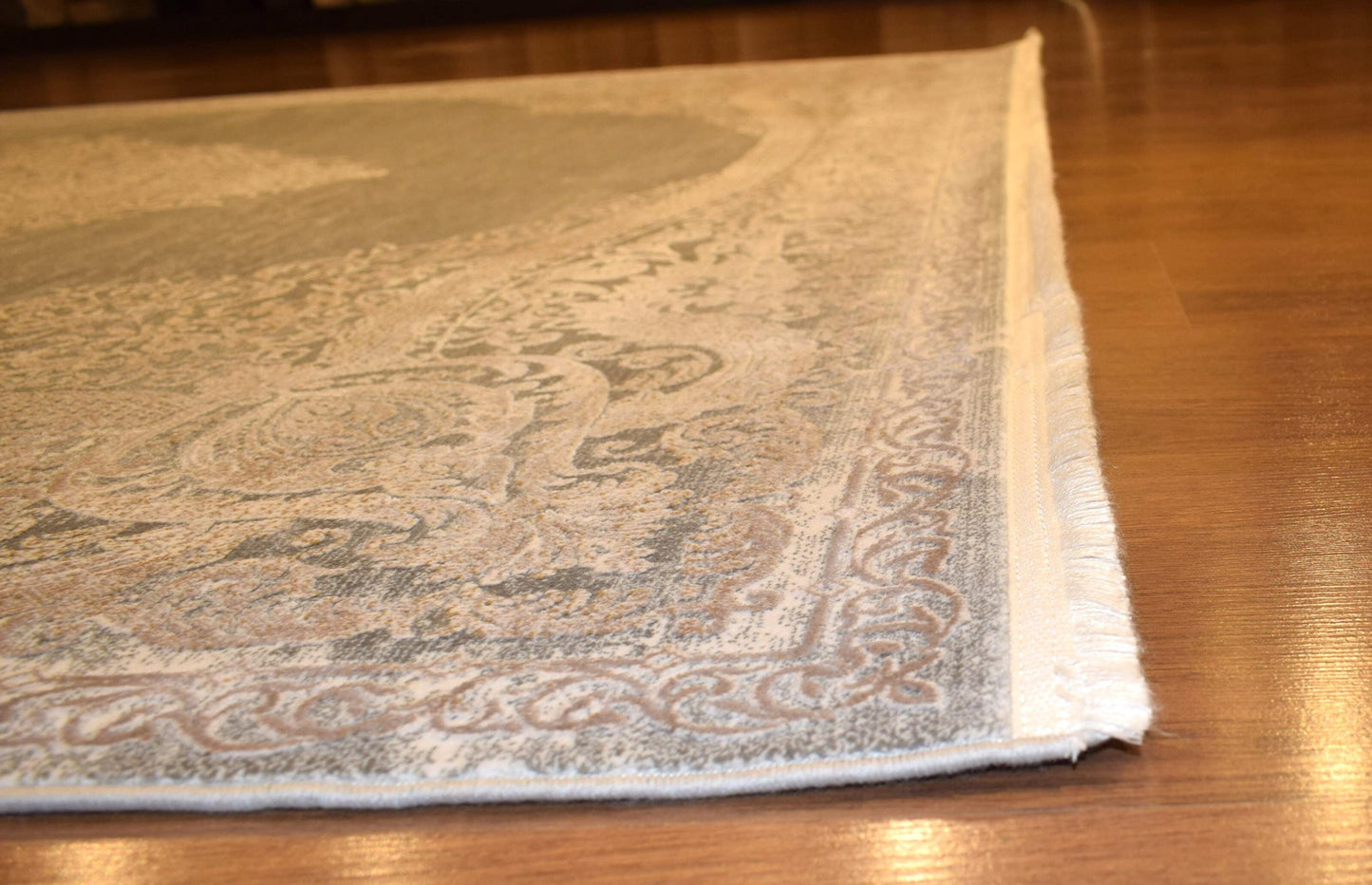 7x10 ft, Distressed Gray Rug: Viscose yarn, Medallion design carpet with Fringes