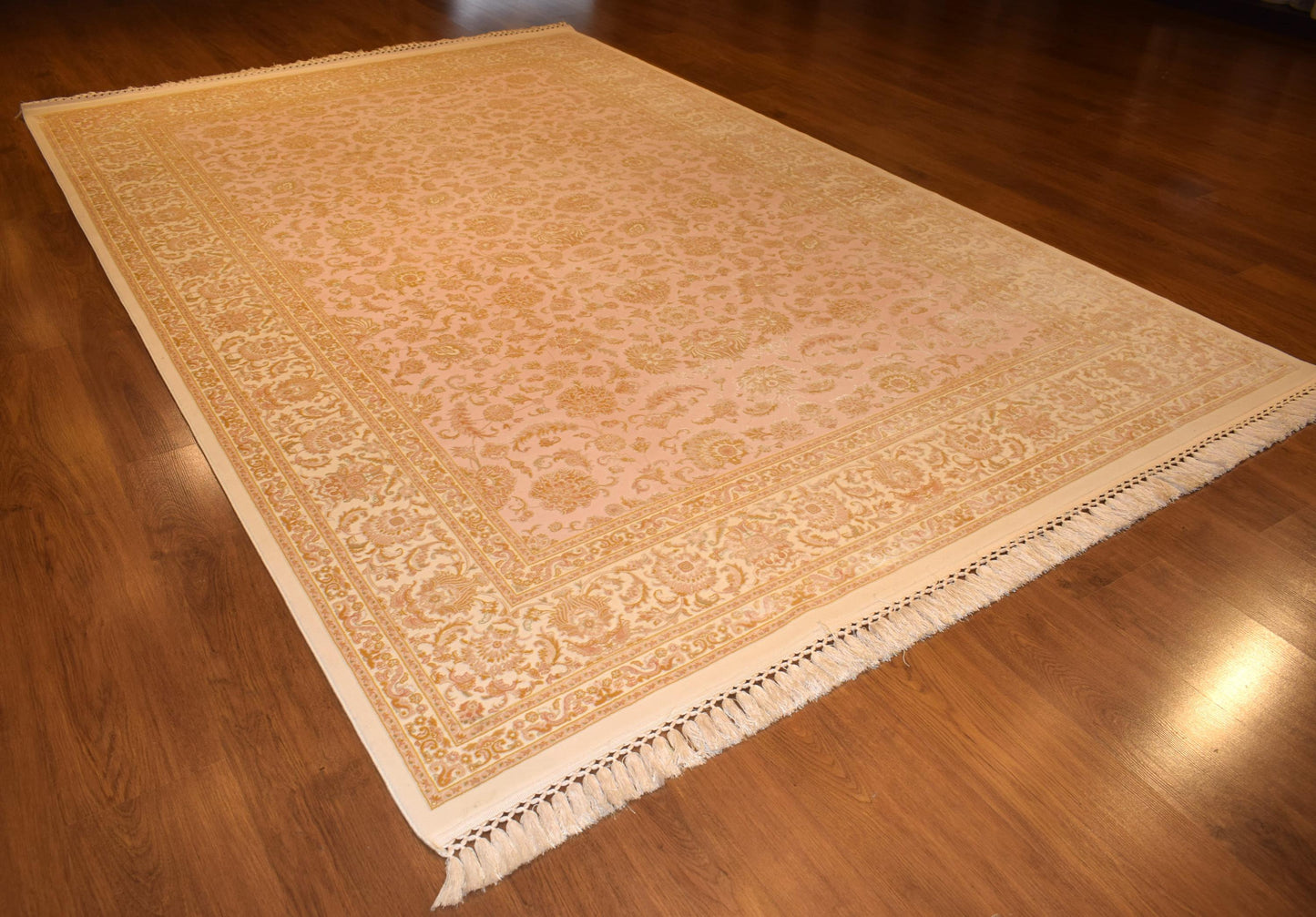 7x10 ft, Fine quality Classic oriental Pink Rug with fringes