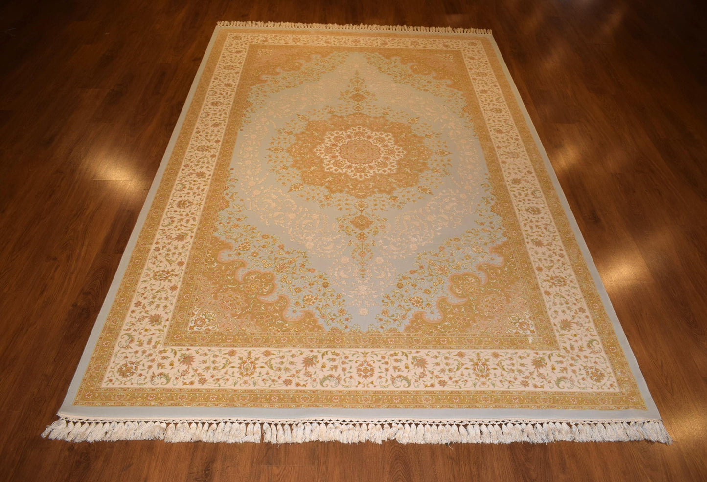 7x10 ft, Classic Oriental blue medallion Rug with fringes