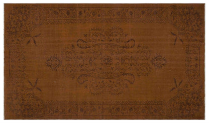 Vintage Turkish Wool Rug (5.6x9.3 ft): Handmade Anatolian Area Rug