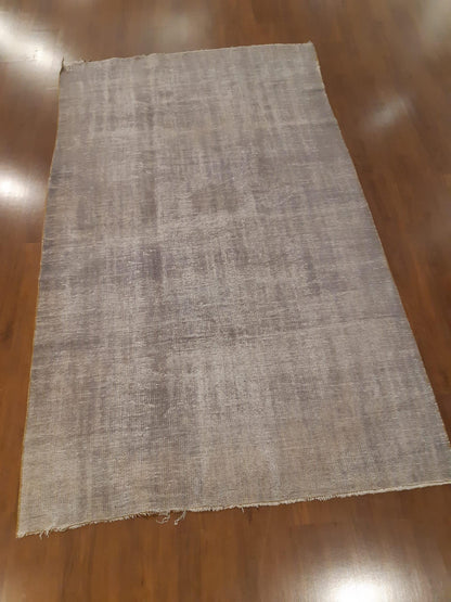 Vintage Turkish Wool Rug (5'3''x8'9''): Bohemian Anatolian Design