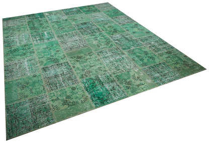 Handmade Wool Turkish Patchwork Rug: Green Vintage Carpet (8.2x9.8)