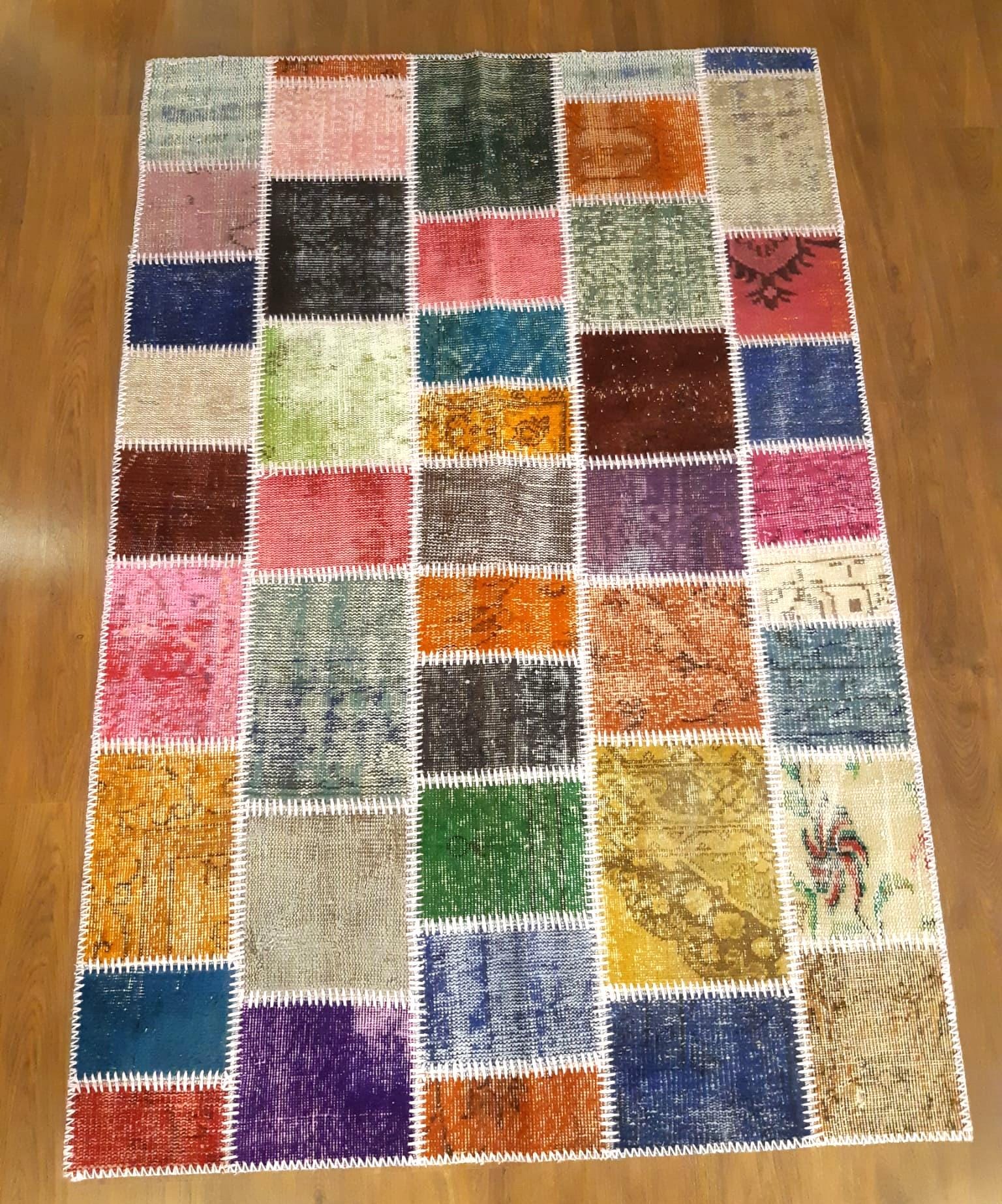 Handmade Wool Patchwork Rug: 4x6 ft Bohemian Turkish Rug