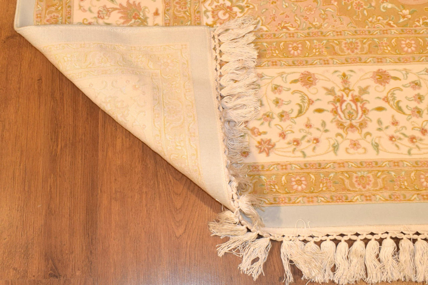 7x10 ft, Classic Oriental blue medallion Rug with fringes