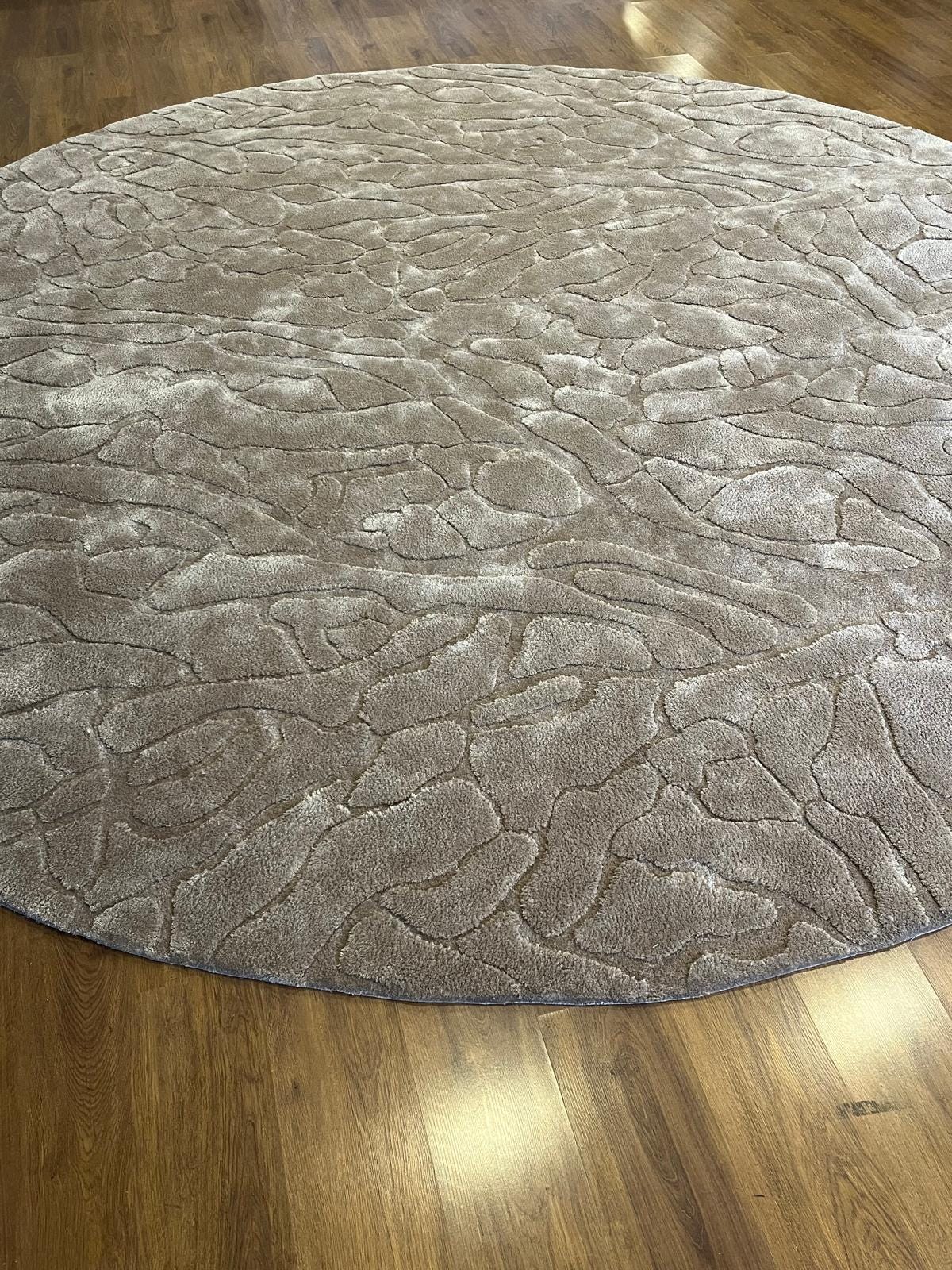 Hand Tufted Viscose Rug: Custom Designer Circle Rug