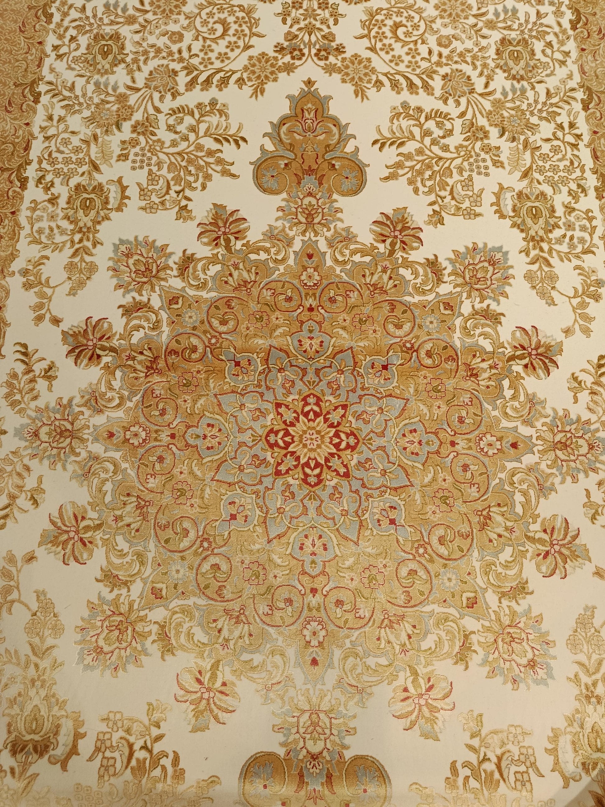 9x21 ft, Large Classic Beige Silk Rug - Distressed Medallion Design Carpet