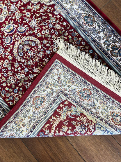 Bamboo Silk Prayer Rug: Soft Muslim Seccade with Silk Fringes