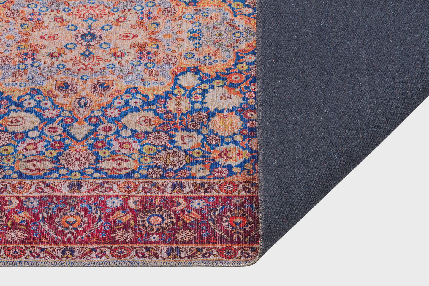 Red Vintage oriental Rug: Classic Washable Rug with Tassels