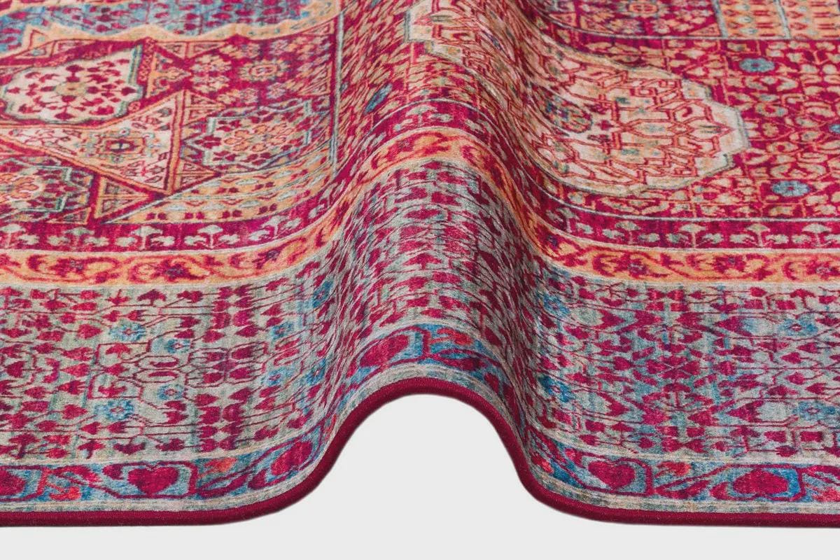 Vintage Oriental Mamluk Rug: Washable Red Carpet with Tassels
