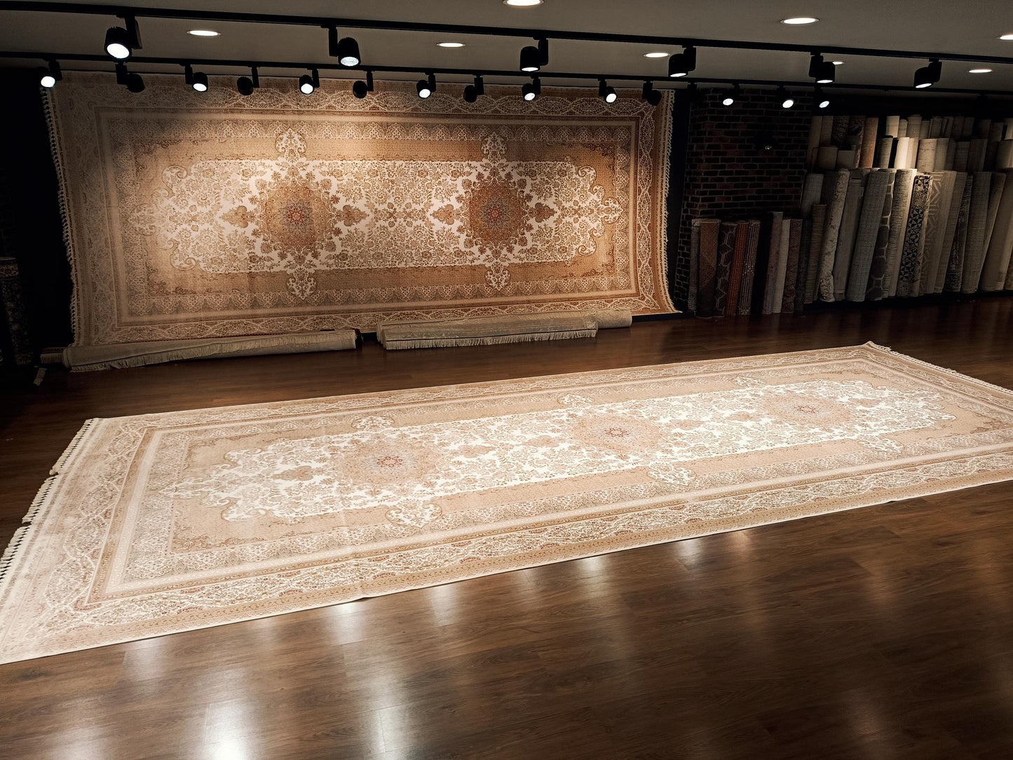 9x23 ft, Large Classic Beige Silk Rug - Distressed Medallion Design Carpet