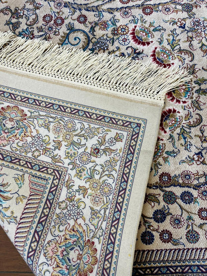 Bamboo Prayer Rug with Silk Fringes: Soft Muslim Seccade