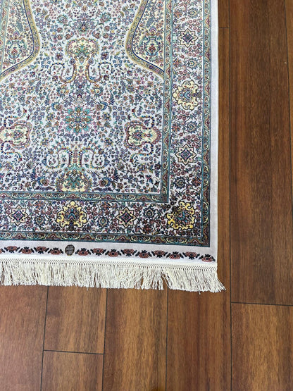 Bamboo Prayer Rug with Silk Fringes: Soft Seccade Carpet