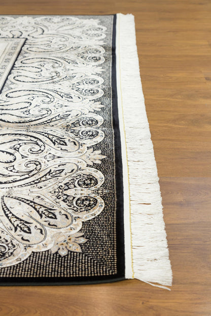 8x11 ft, Fine classic Silk Rug: Black border, with neat Fringes