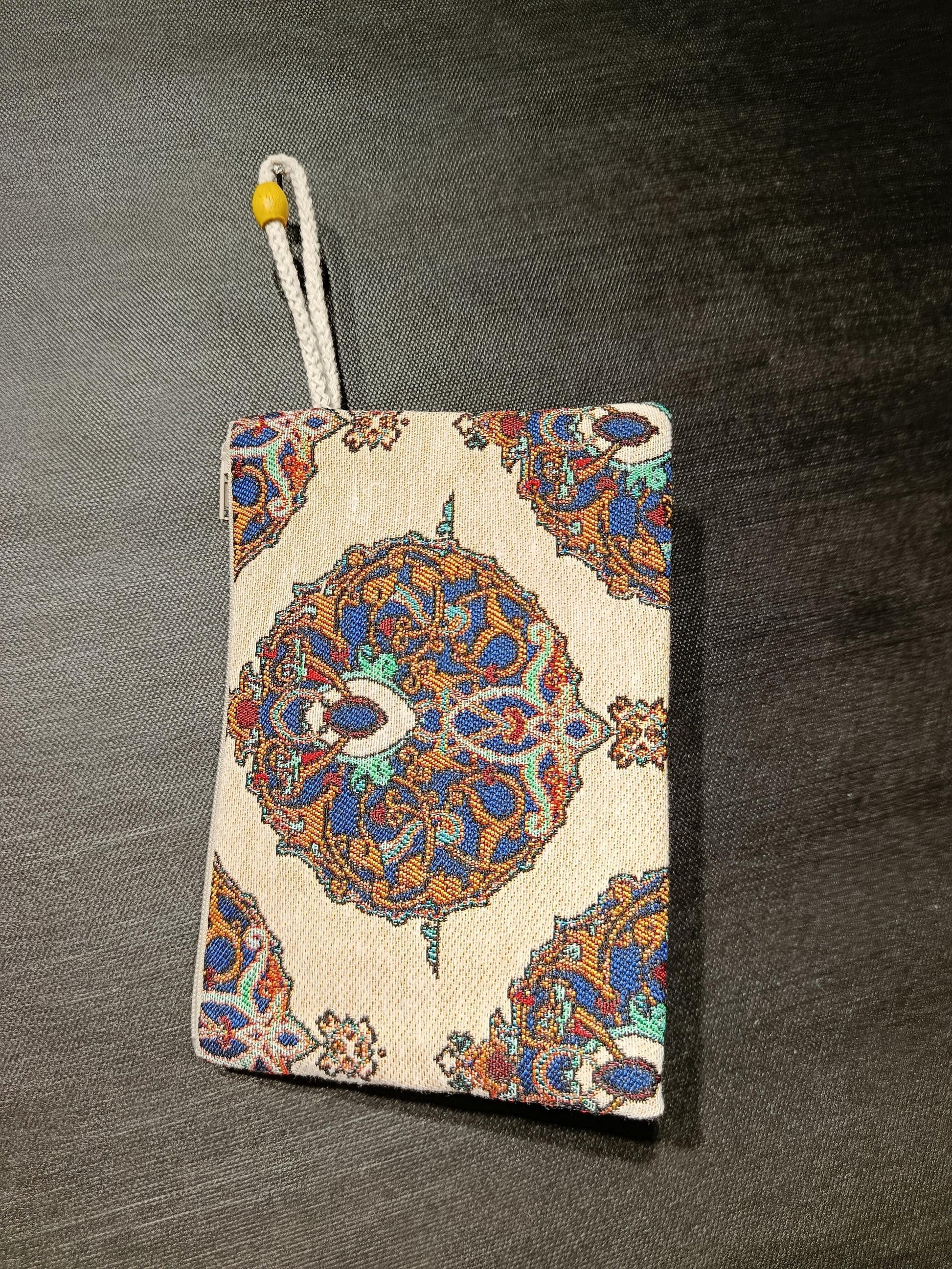 Handmade Gobelin Purse with Persian Motif – Tapestry Zipper Pouch – Oriental Mini Wristlet Bag