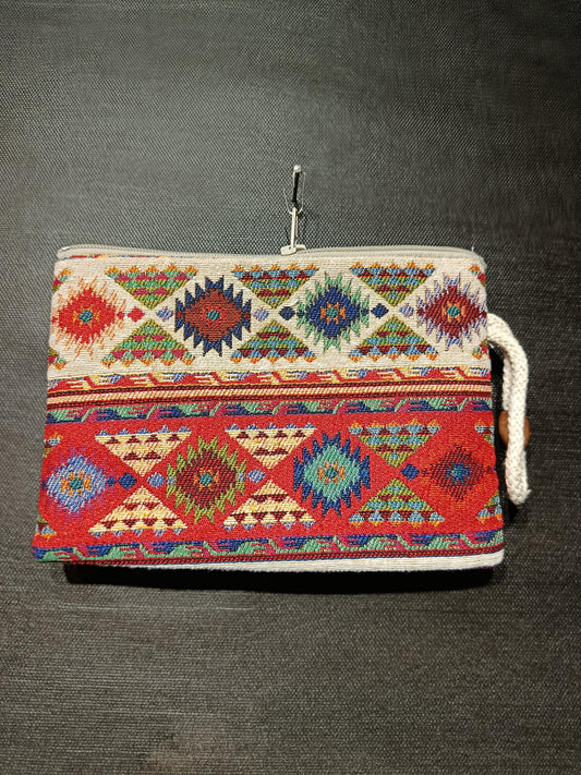 Handmade Gobelin Kilim Clutch – Tribal Patterned Tapestry Pouch – Small Boho Zipper Purse