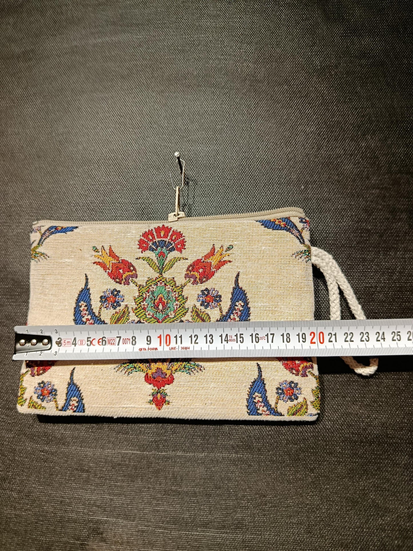 Floral Tapestry Purse: Handmade Cotton Blend Pouch (15cmx20cm)