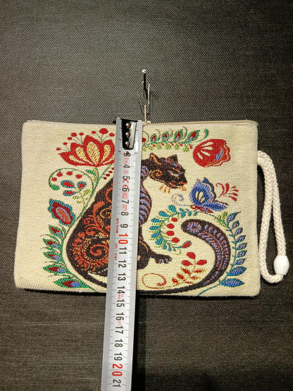 Handmade Gobelin Cat Clutch – Embroidered-Style Tapestry Purse with Floral Design – Boho Cat Zip Pouch