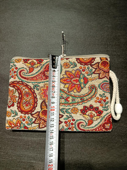 Handmade Gobelin Paisley Clutch – Tapestry Purse with Traditional Floral Pattern – Boho Zip Pouch