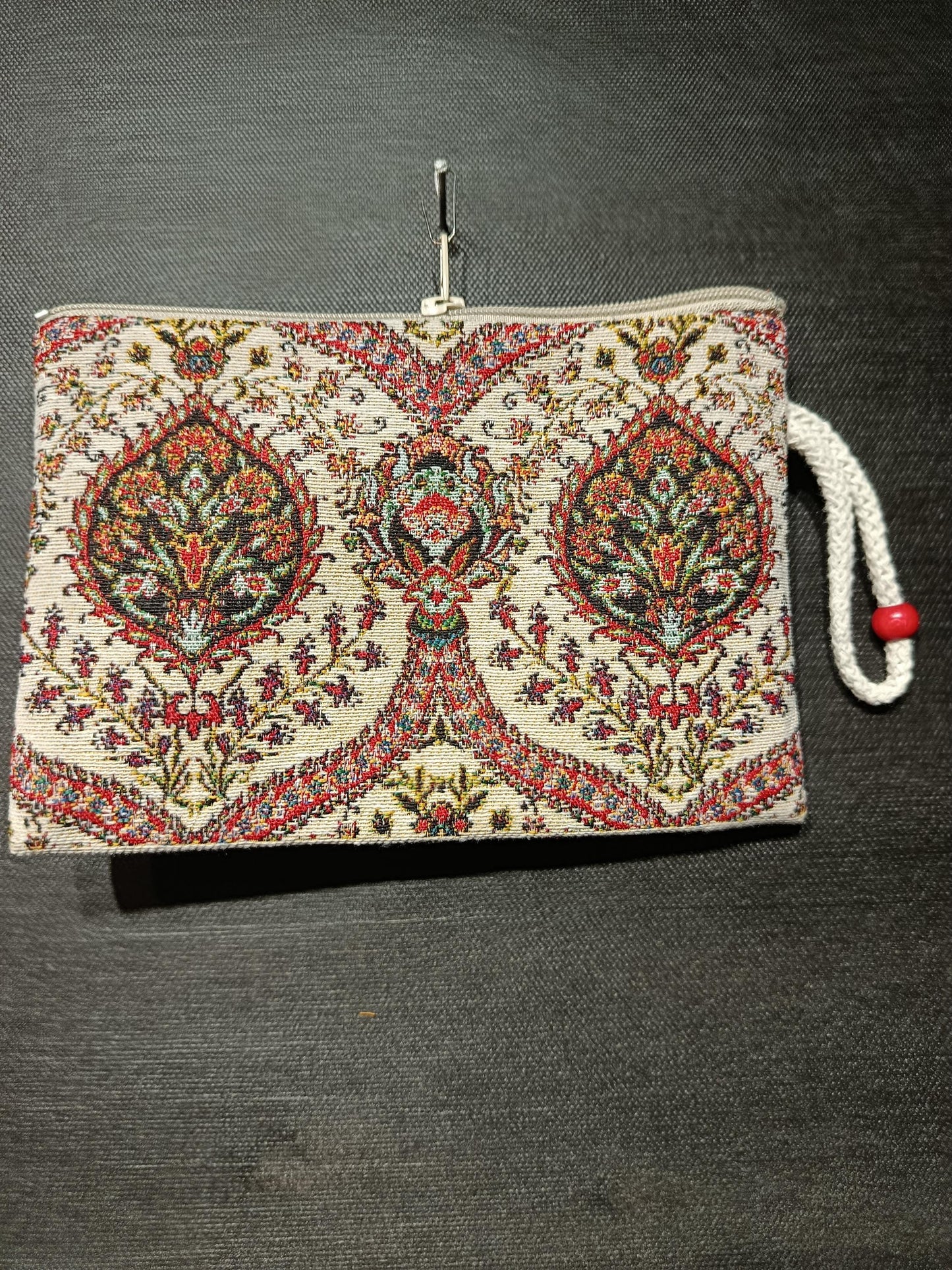Persian Style Medallion Clutch – Gobelin Tapestry Zipper Pouch with Traditional Oriental Design