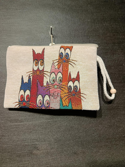 Colorful Cat Tapestry Pouch – Whimsical Feline Clutch Bag from Türkiye
