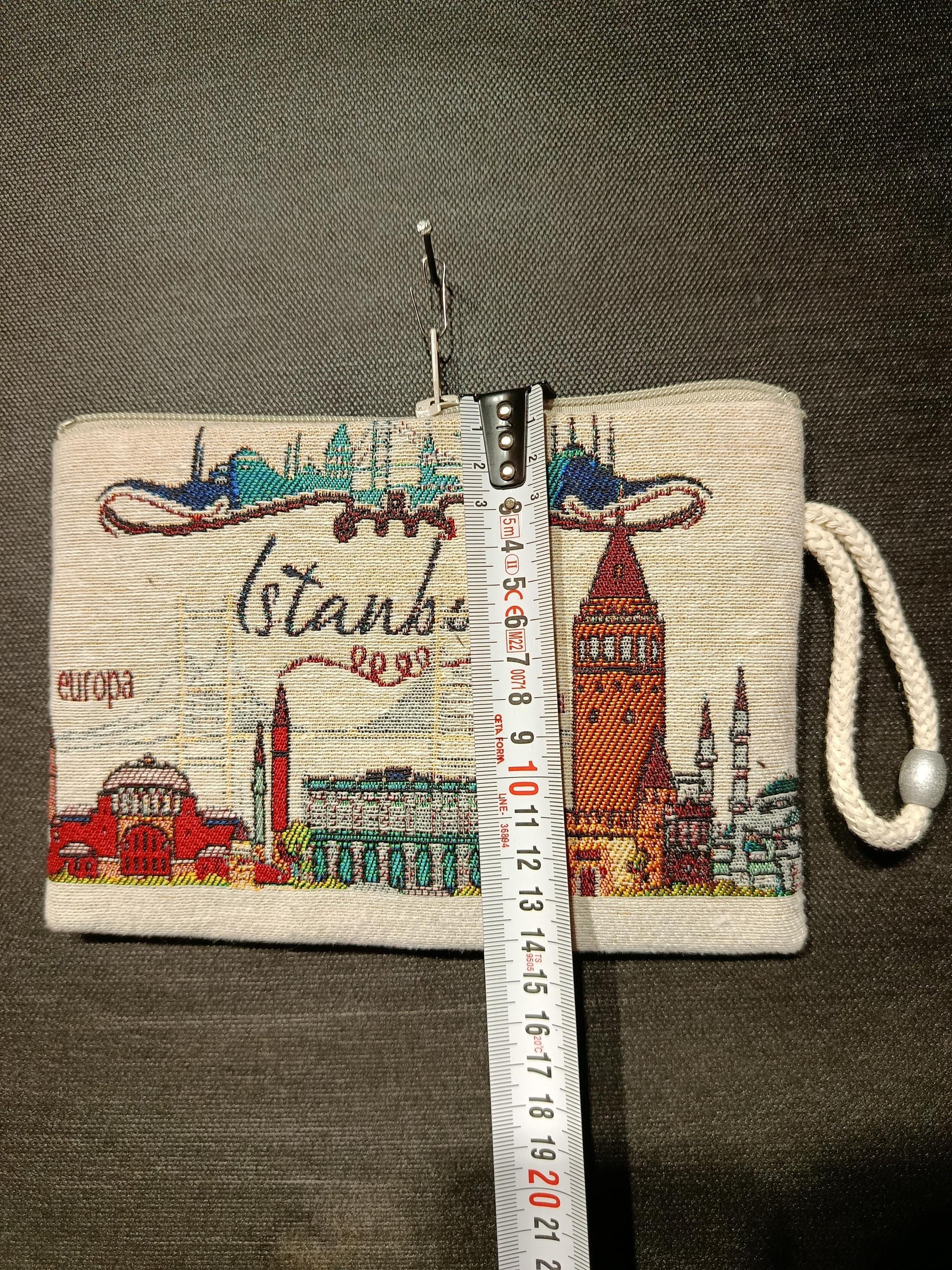 Istanbul Cityscape Tapestry Clutch – Turkish Landmarks Souvenir Pouch