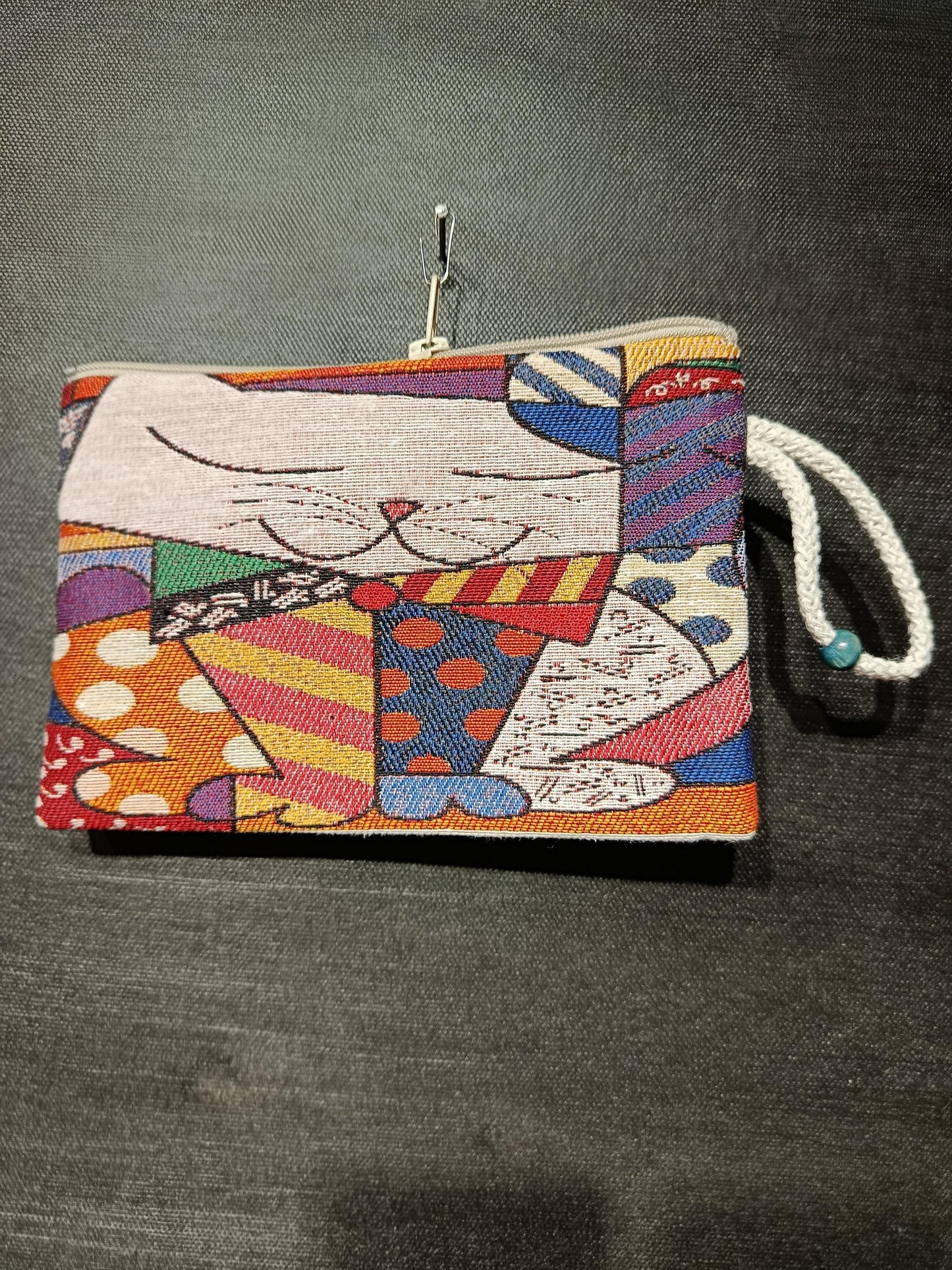 Colorful Abstract Cat Tapestry Pouch – Artistic Gobelin Fabric Clutch Made in Türkiye