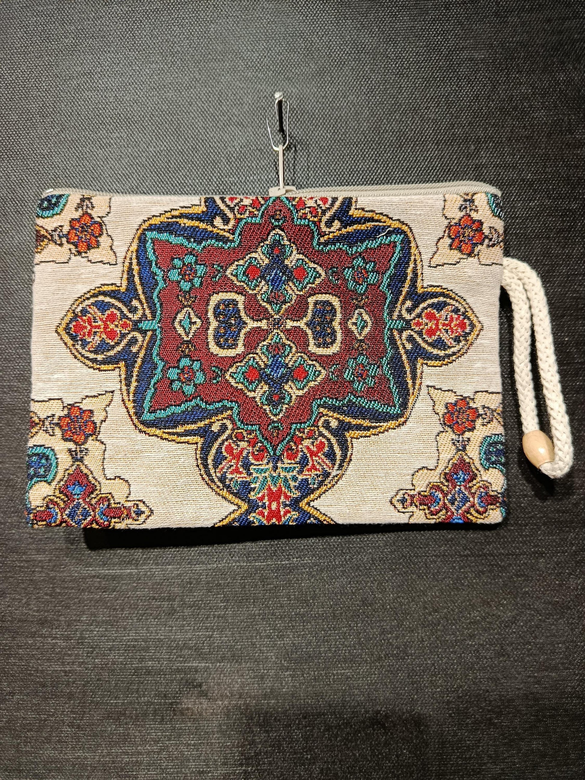 Oriental Pattern Clutch – Turkish Gobelin Tapestry Purse, Vintage-Inspired Zip Pouch Bag