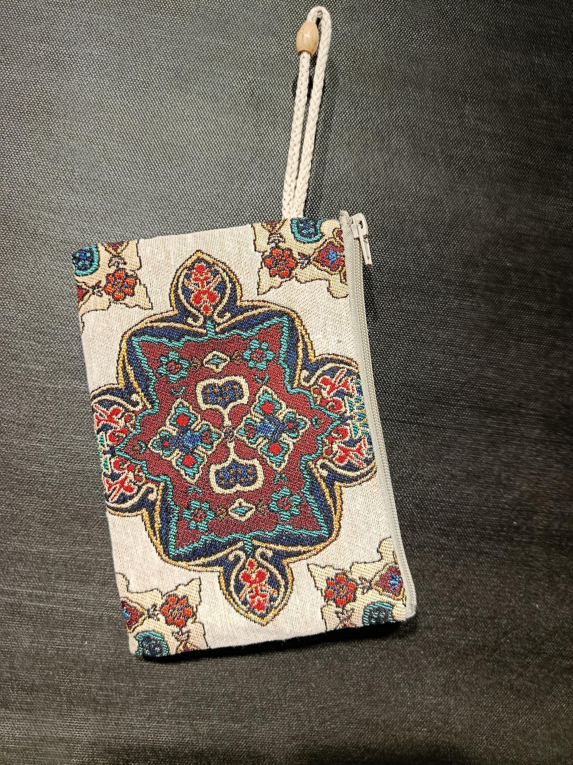 Oriental Pattern Clutch – Turkish Gobelin Tapestry Purse, Vintage-Inspired Zip Pouch Bag