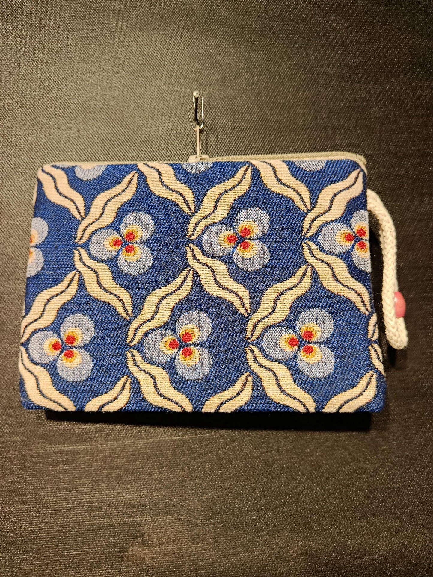 Blue Floral Gobelin Tapestry Clutch – Retro Flower Zip Pouch