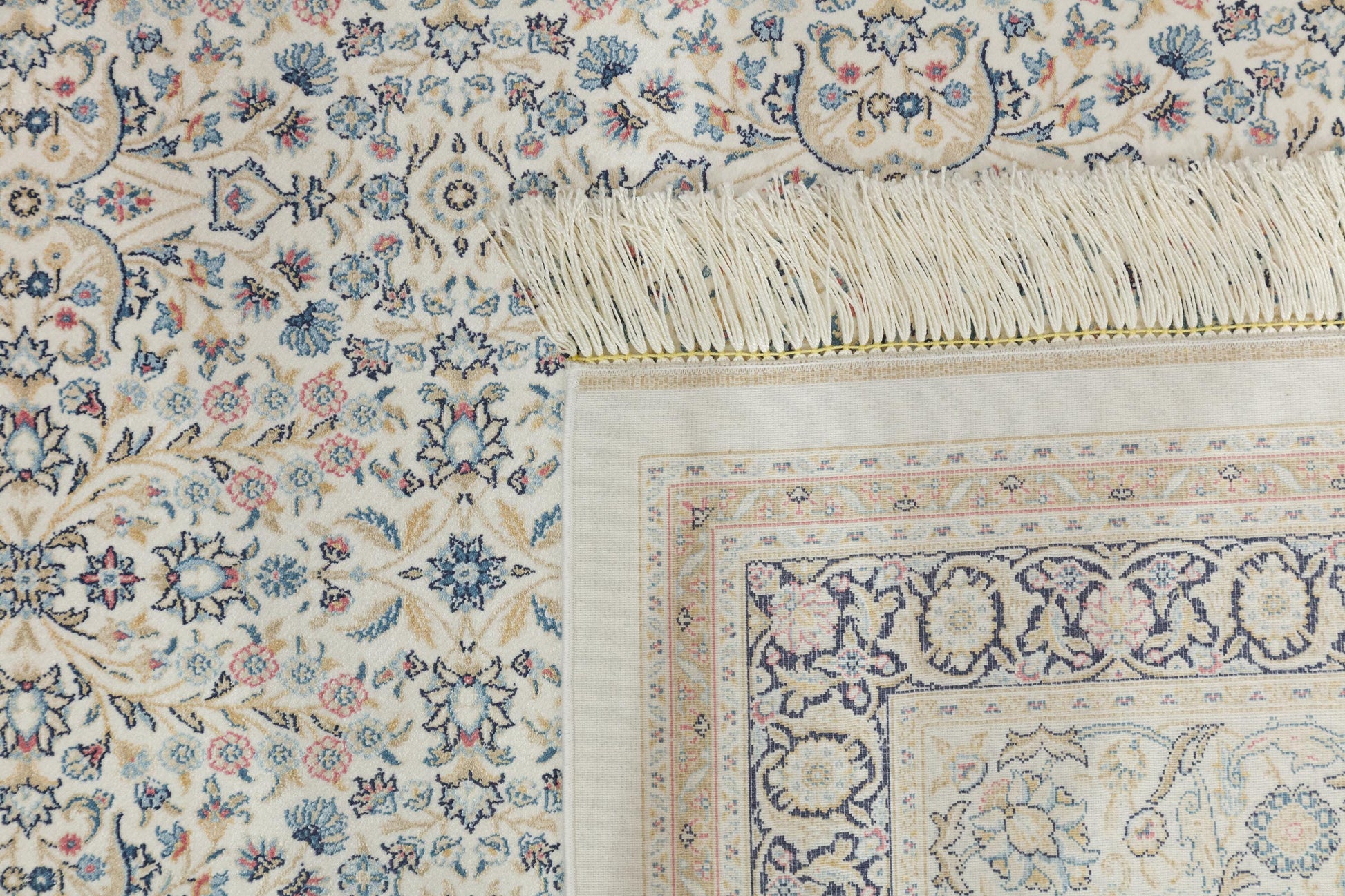 7x10 ft, Classic Blue Silk Rug: Oriental blue fine carpet with Fringes