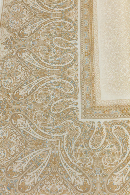 7x10 ft, Beige Classic Silk Rug with paisley desing on the border, fine fringes