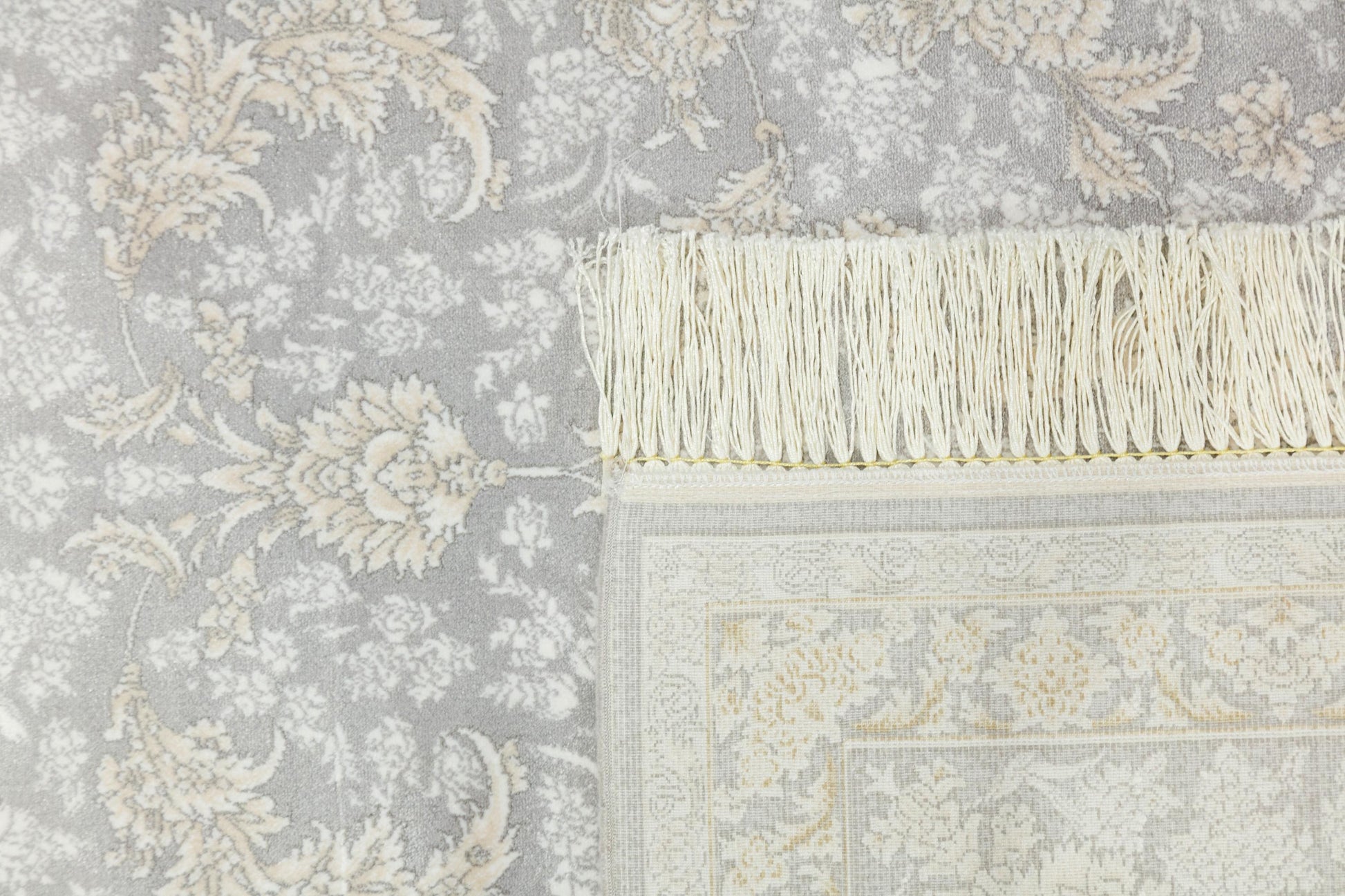 5x7 ft, Classic Oriental Gray Floral Silk Rug with fine fringes