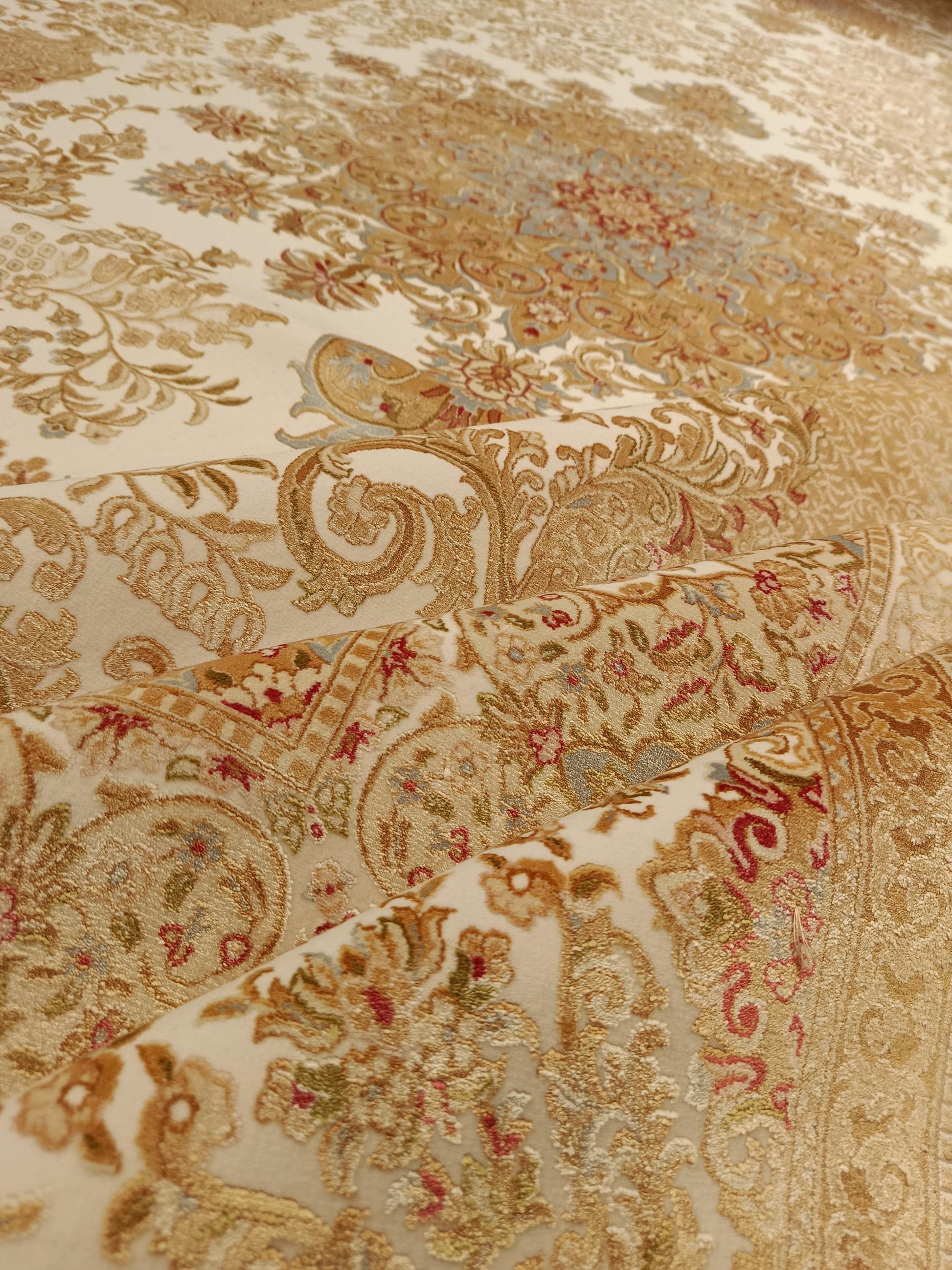 9x21 ft, Large Classic Beige Silk Rug - Distressed Medallion Design Carpet