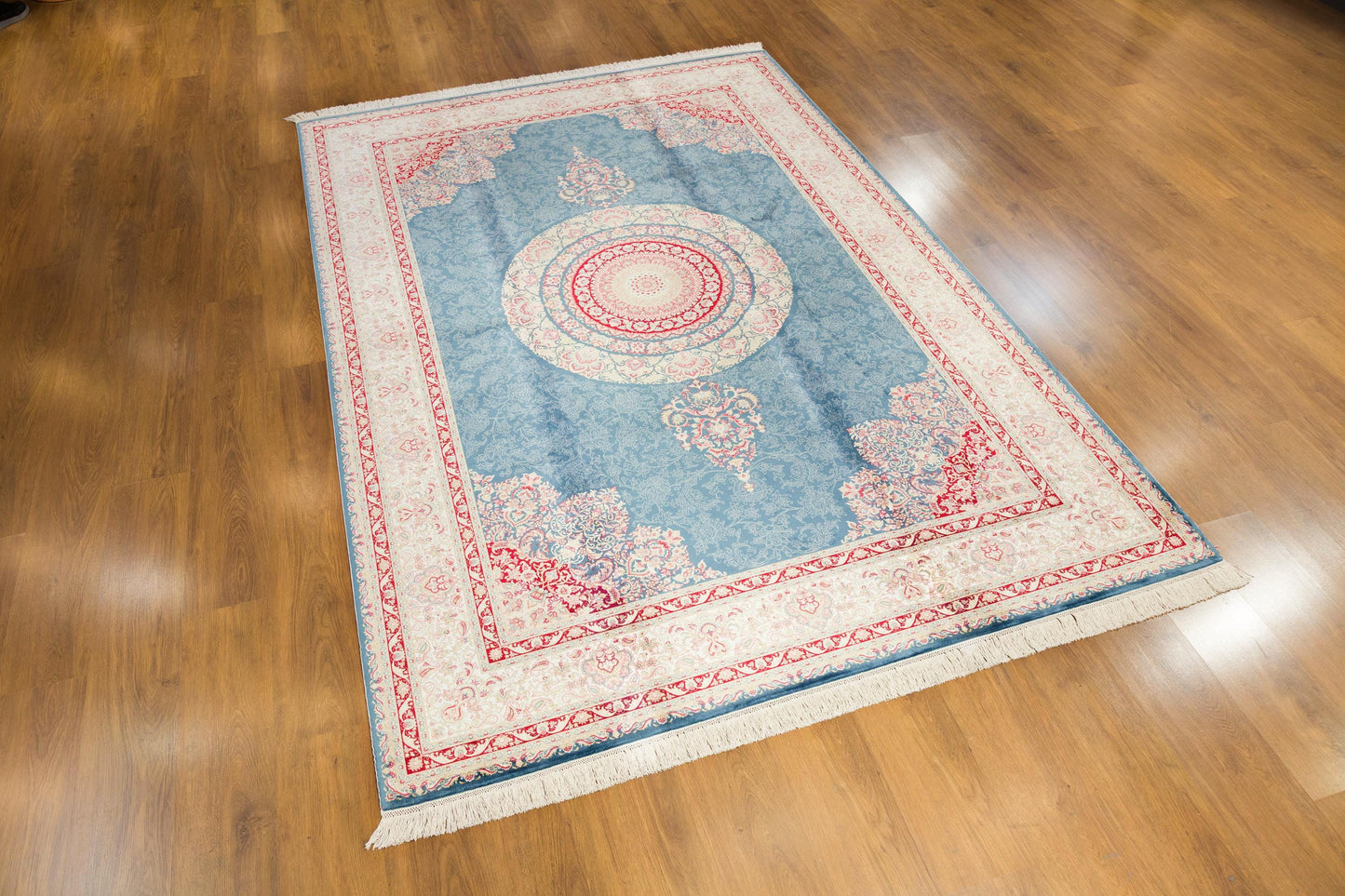 7x10 ft, Fine Turkish Silk Rug with Handmade Silk Fringes