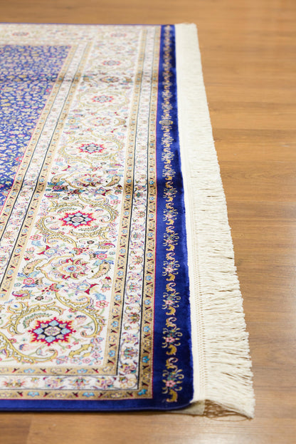 7x10 ft, Classic Blue Silk Rug: Oriental blue fine carpet with Fringes