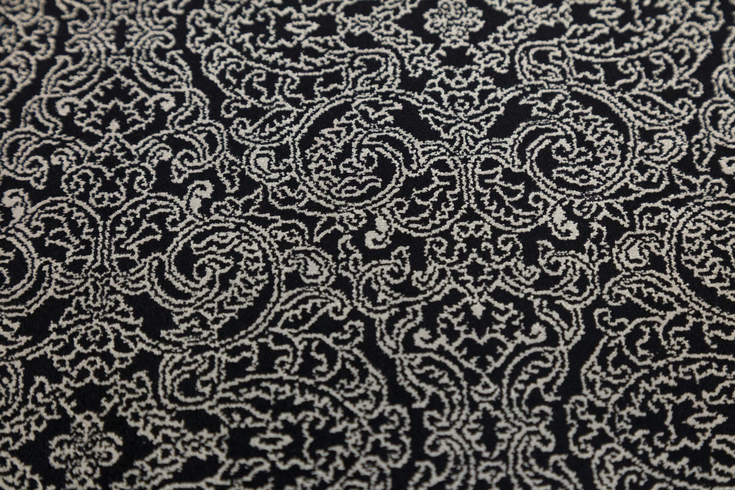 8x11 ft, Black Classic Silk Rug with paisley desing on the border, fine fringes