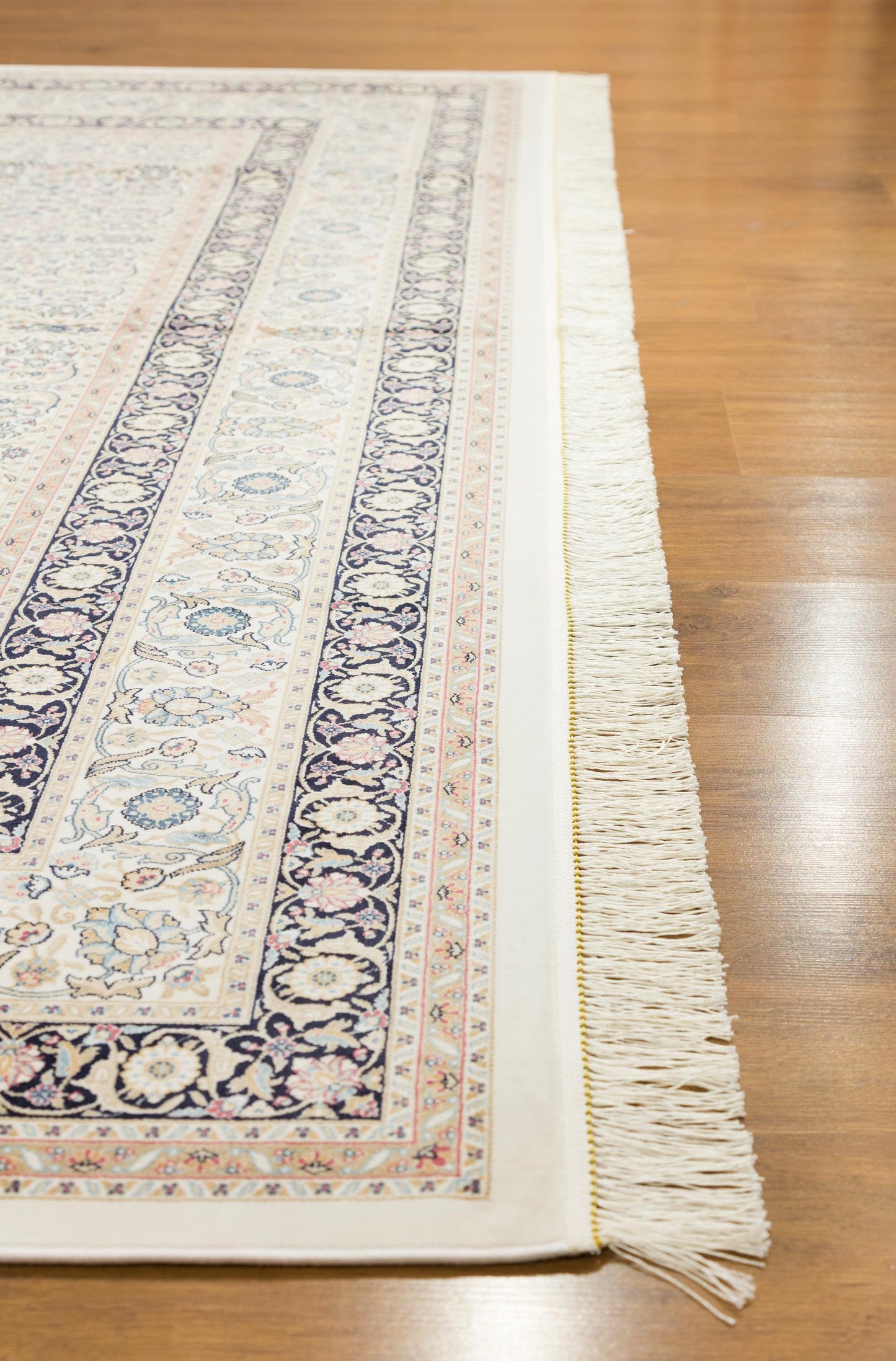 8x11 ft, Classic Blue Silk Rug: Oriental blue fine carpet with Fringes