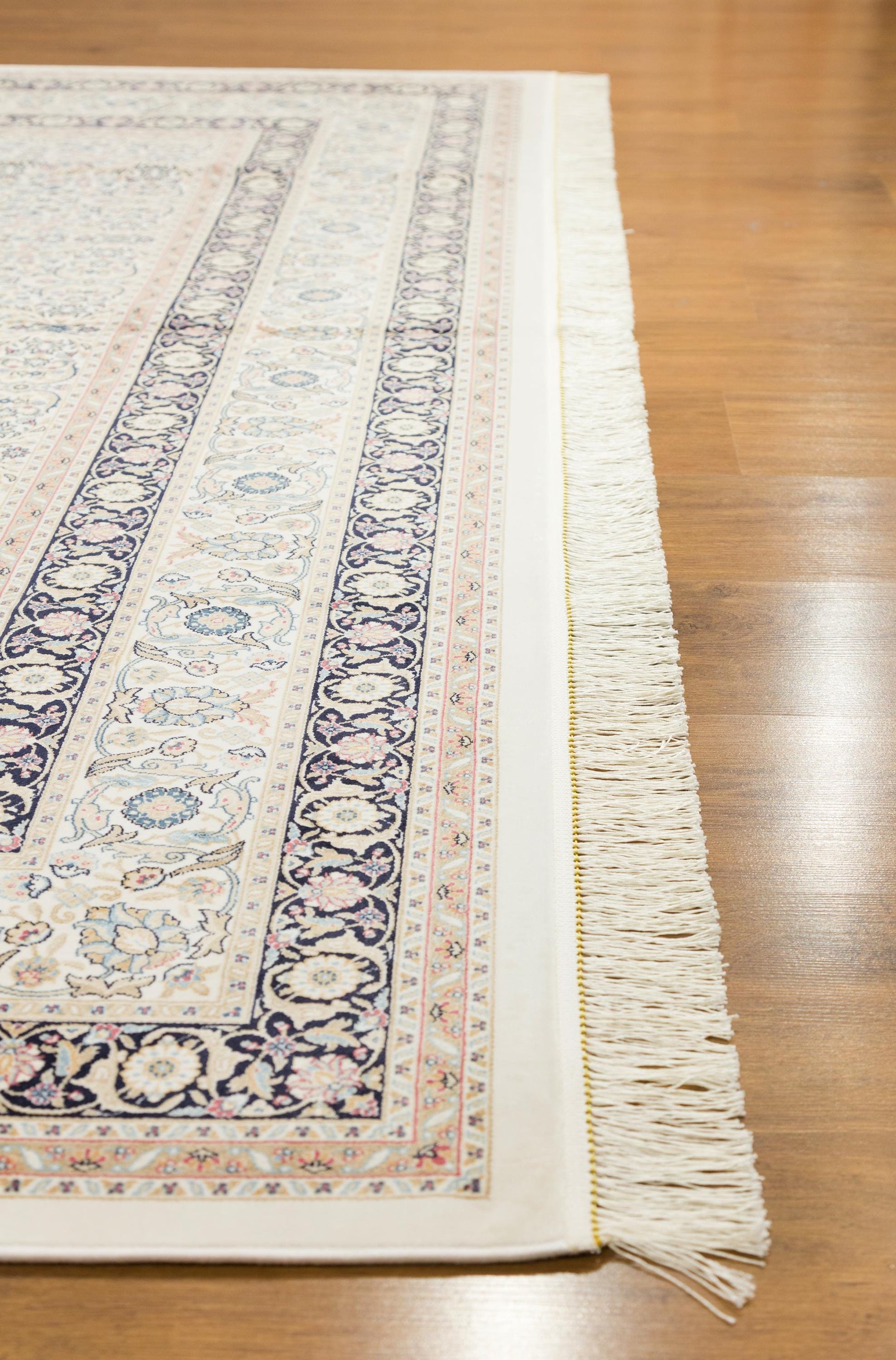 8x11 ft, Classic Blue Silk Rug: Oriental blue fine carpet with Fringes