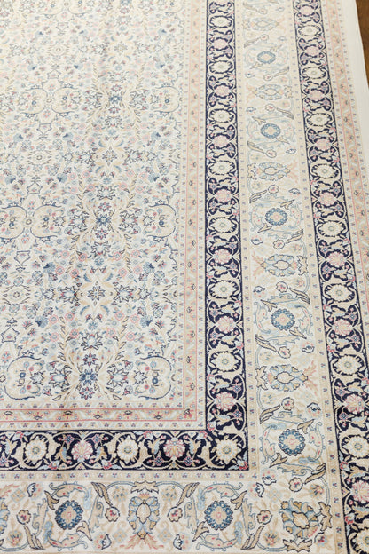 8x11 ft, Classic Blue Silk Rug: Oriental blue fine carpet with Fringes