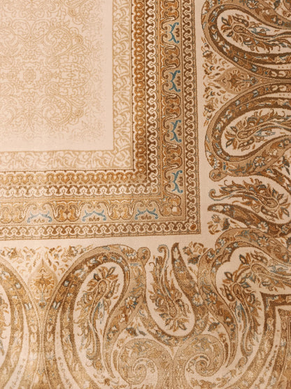 9x19 ft , Oversize Beige Classic Silk Rug with paisley desing on the border, fine fringes