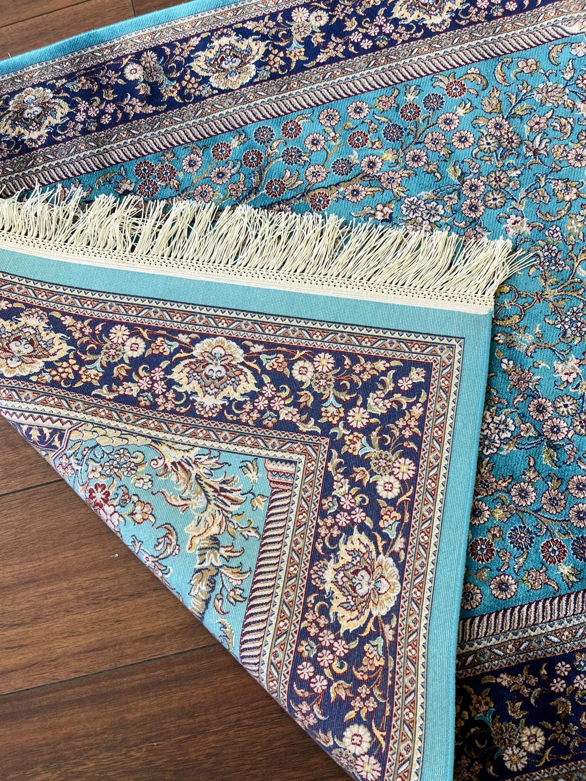Bamboo Prayer Rug with Silk Fringes: Soft Muslim Seccade