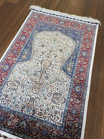 Bamboo Prayer Rug with Silk Fringes: Soft Seccade Carpet